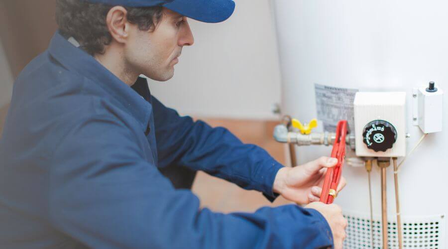 Local tankless water heater installation in Tolovana Park, OR